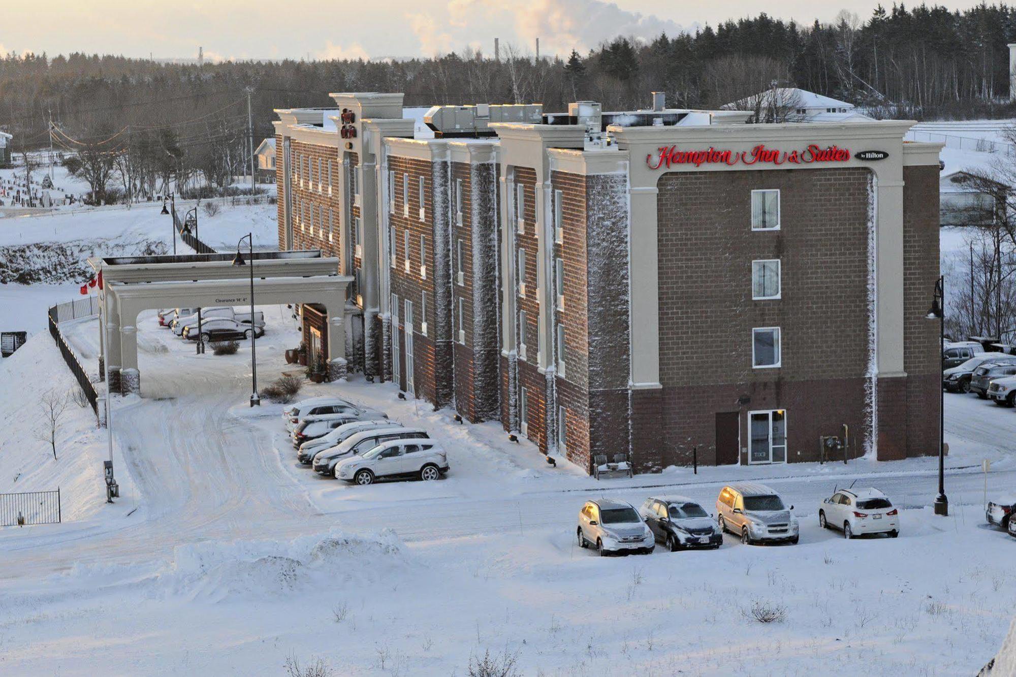 Hampton Inn & Suites Saint John Exterior foto